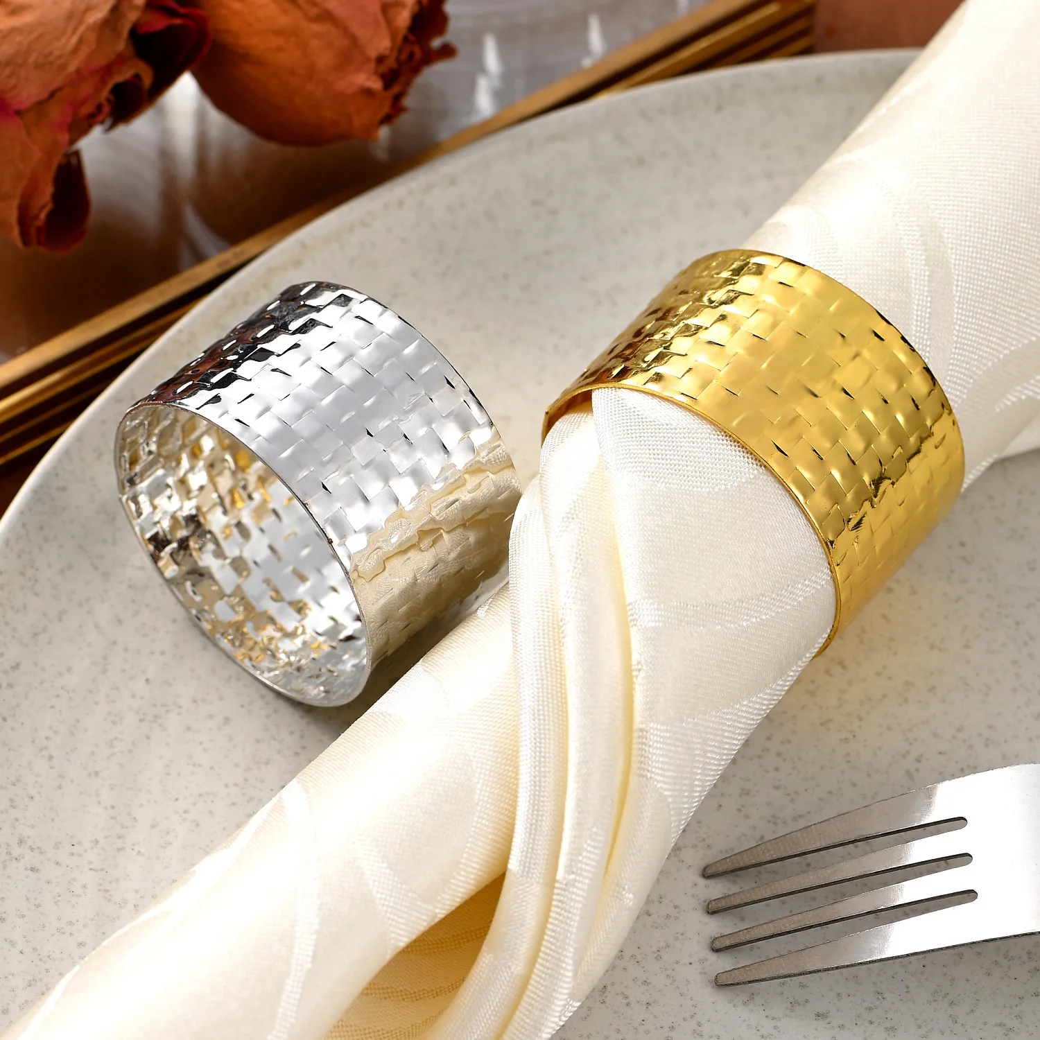 10Pcs Gold Napkin Rings, Metal Napkin Ring Holders with Electroplated Finish, Decorative Table Setting for Parties & Banquets