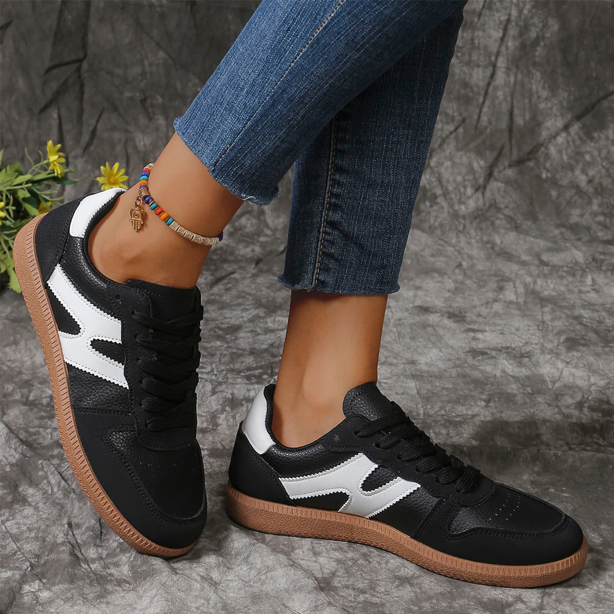 

Ladies Spring Autumn New Fashion Casual Shoes Outdoor Lace Up Sneakers for Women Female Comfortable Versatile Sport Shoes