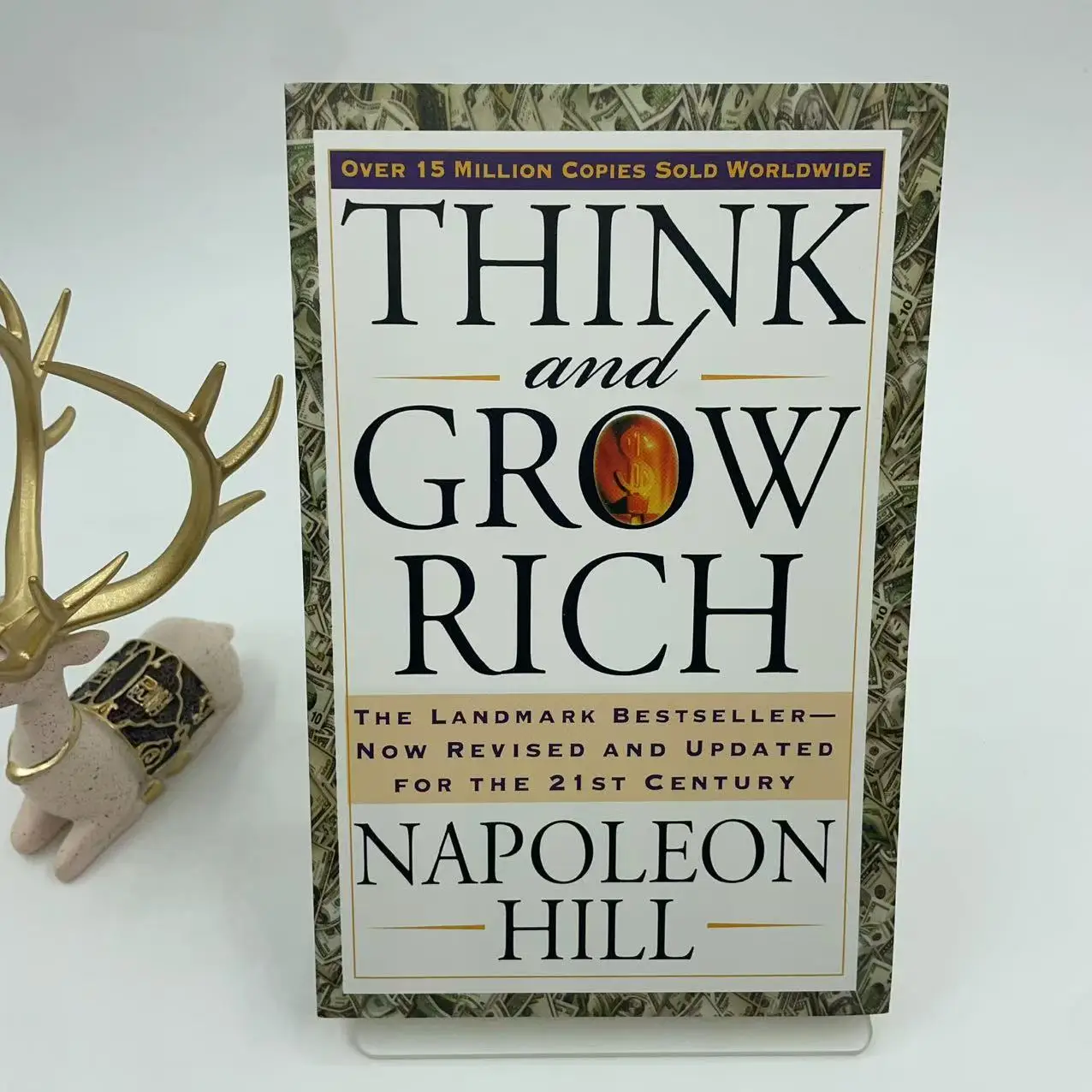 

Think and Grow Rich от Napoleon Hill — оригинальная классика для разблокировки секретов богатства
