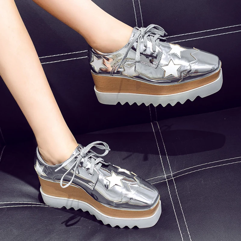 2022 Autumn Women Patent Leather Stars Flat Platform Casual Shoes Fashion Lace Up Brogue Shoes Footwear Chaussures Femme