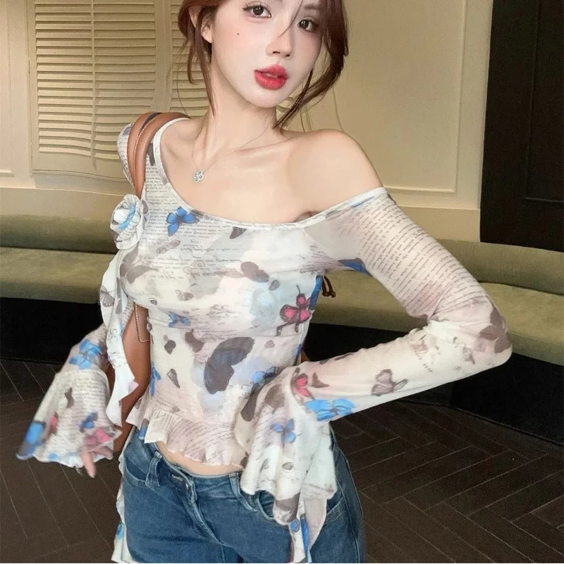 Ins Spicy Girl Top Female Design Heart Machine Sloping Collar Off Shoulder Flared Long Sleeved Slim Fit Printed Me