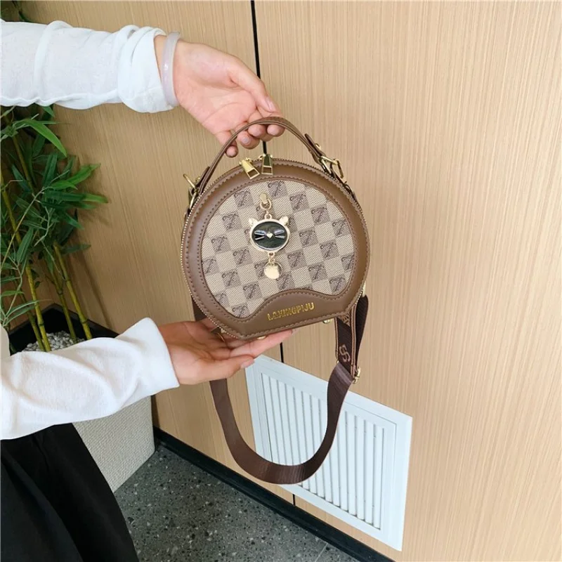 

Bohemian Beaded Crossbody Bag For Ladies With Artistic Handcrafted Details On Leather Base