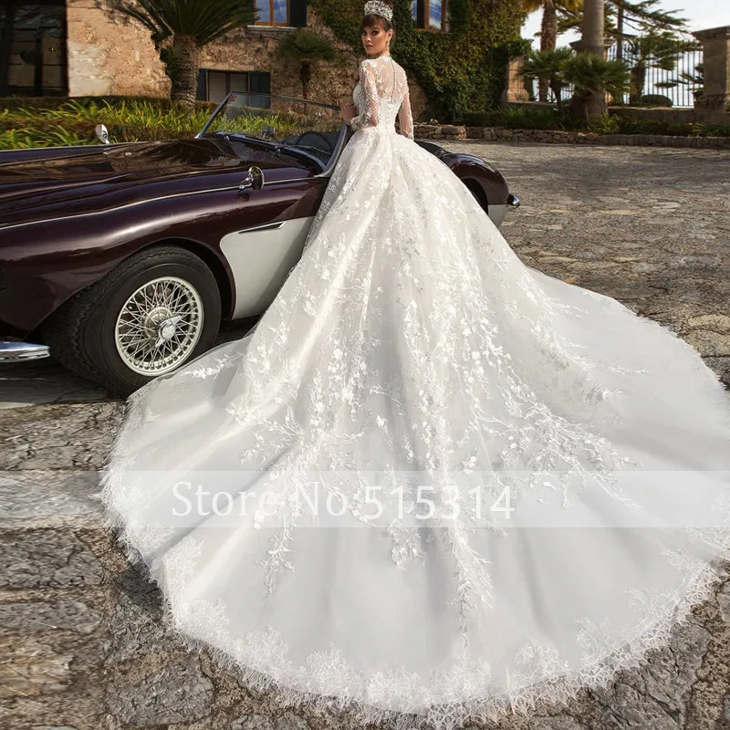 Luxury Ball Gown Weddding Dresses Long Sleeve O Neck Big Train Tulle Lace Beading Appliques New Design Formal Bridal Gowns SF70