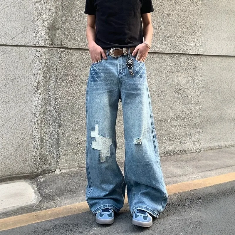 Retro American Washed Lightning Pattern Hole Embroidered Jeans Loose Straight Casual Long Trousers for Men And Women High Street