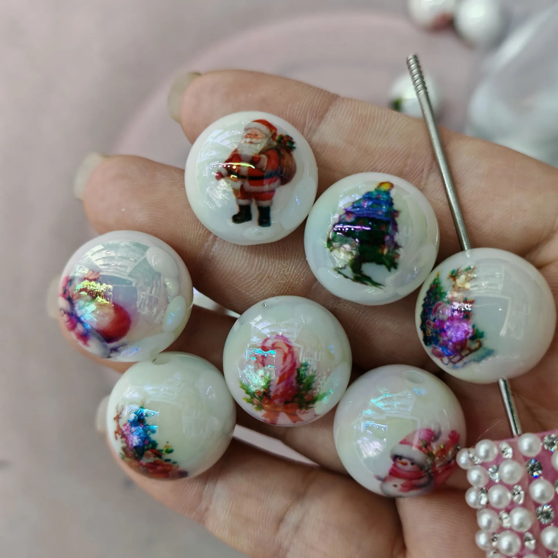 

100 шт. 20 мм УФ-покрытие Санта-Клаус подарок дерево бусины DIY ручной работы ручка из бисера ключ ожерелье изготовление бусин кулон аксессуары