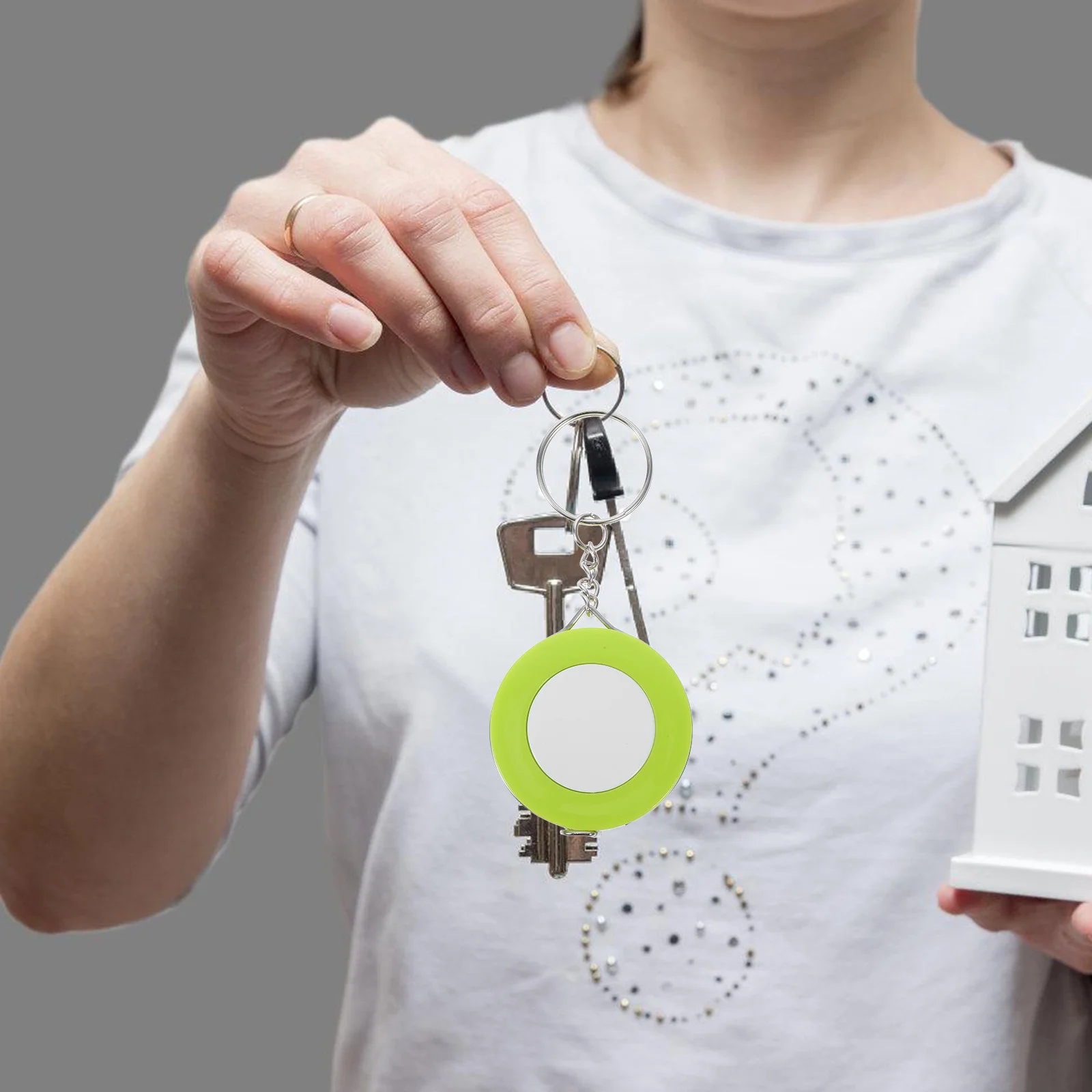 

Keychain Tape Measure Mini Retractable Soft Measuring Tool For Body Fabric Sewing Craft Portable Waist Height Measurement