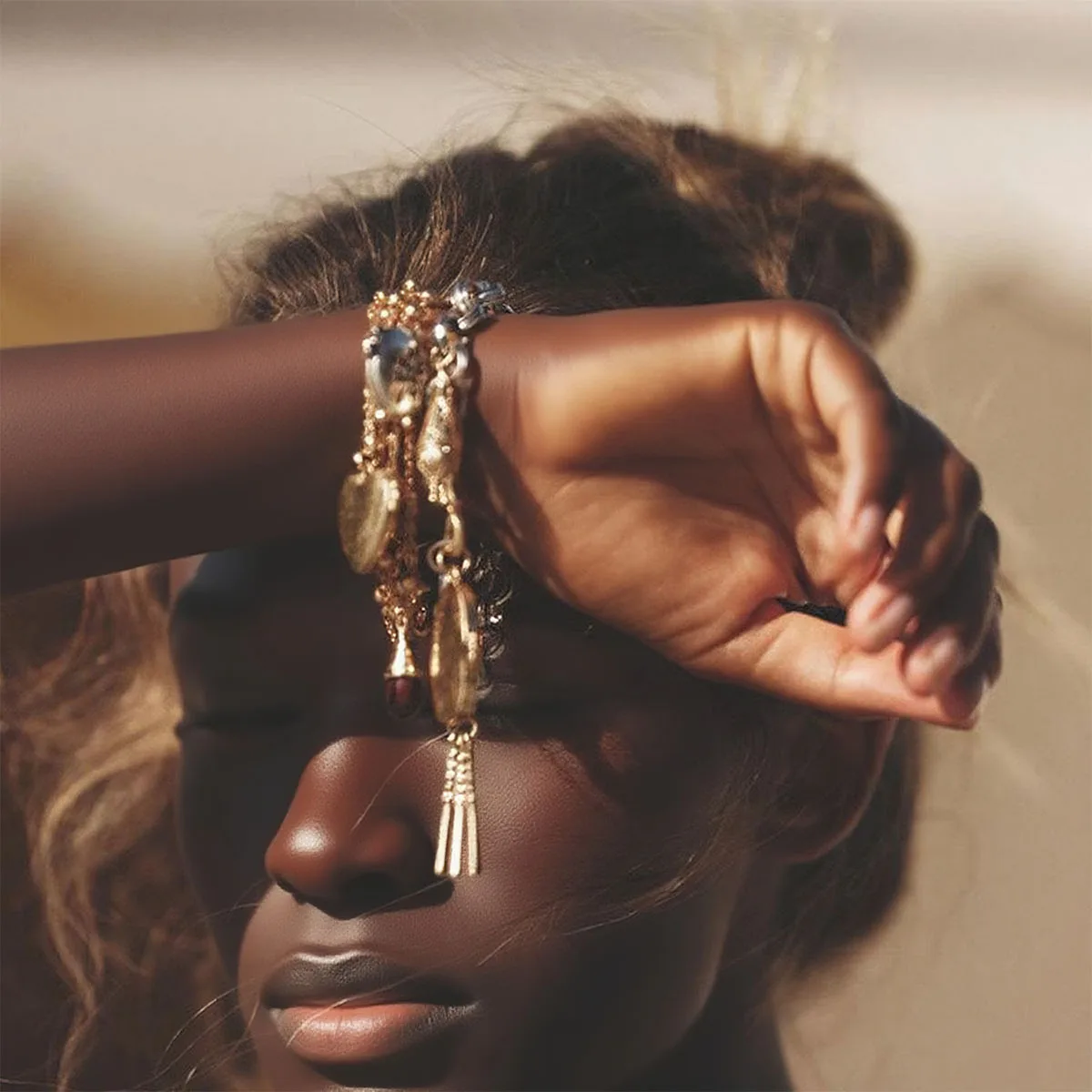 

ZAA Vintage Multi-layer Metal Chains Heart Geometric Charm Bracelet for Women Holiday Party Jewelry Gifts