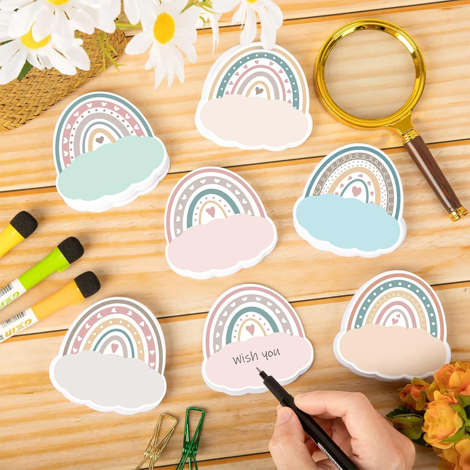 Cute Self Stick Notes Pads Smooth and Flat without Ink Leakage Design Suitable for Primary and Secondary School Students