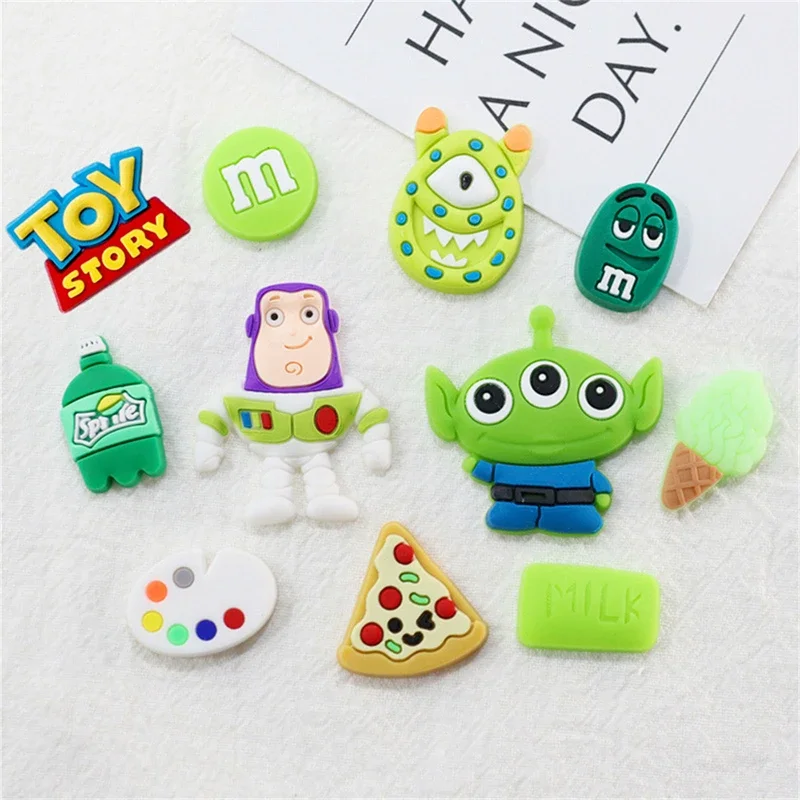 26/12 sztuk Toy Story Disney Cartoon PVC Buzz Light Year Charms akcesoria obuwnicze DIY chodaki dla dzieci sandały dekoracyjna klamra