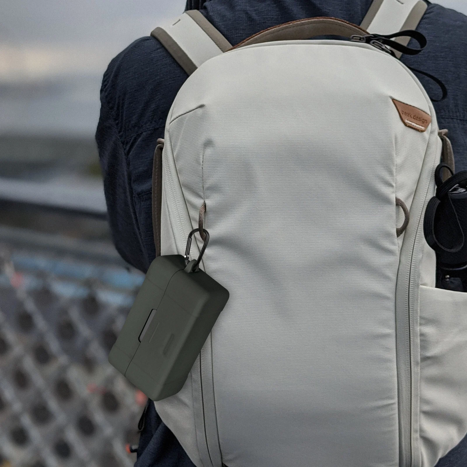 Geekria สําหรับผู้สร้างฝาครอบเคสไมโครโฟนเข้ากันได้กับเคสชาร์จ DJI Mic 2, ผิวเคสซิลิโคนไมค์