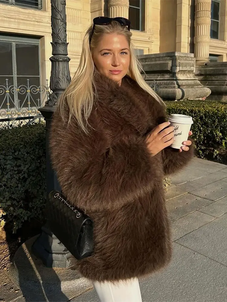 2024 Winter Brown Warm Fluffy Faux Fur Short Coat Women Long Sleeve Loose Lapel Coats Elegant Lady High Street Thickened Outwear