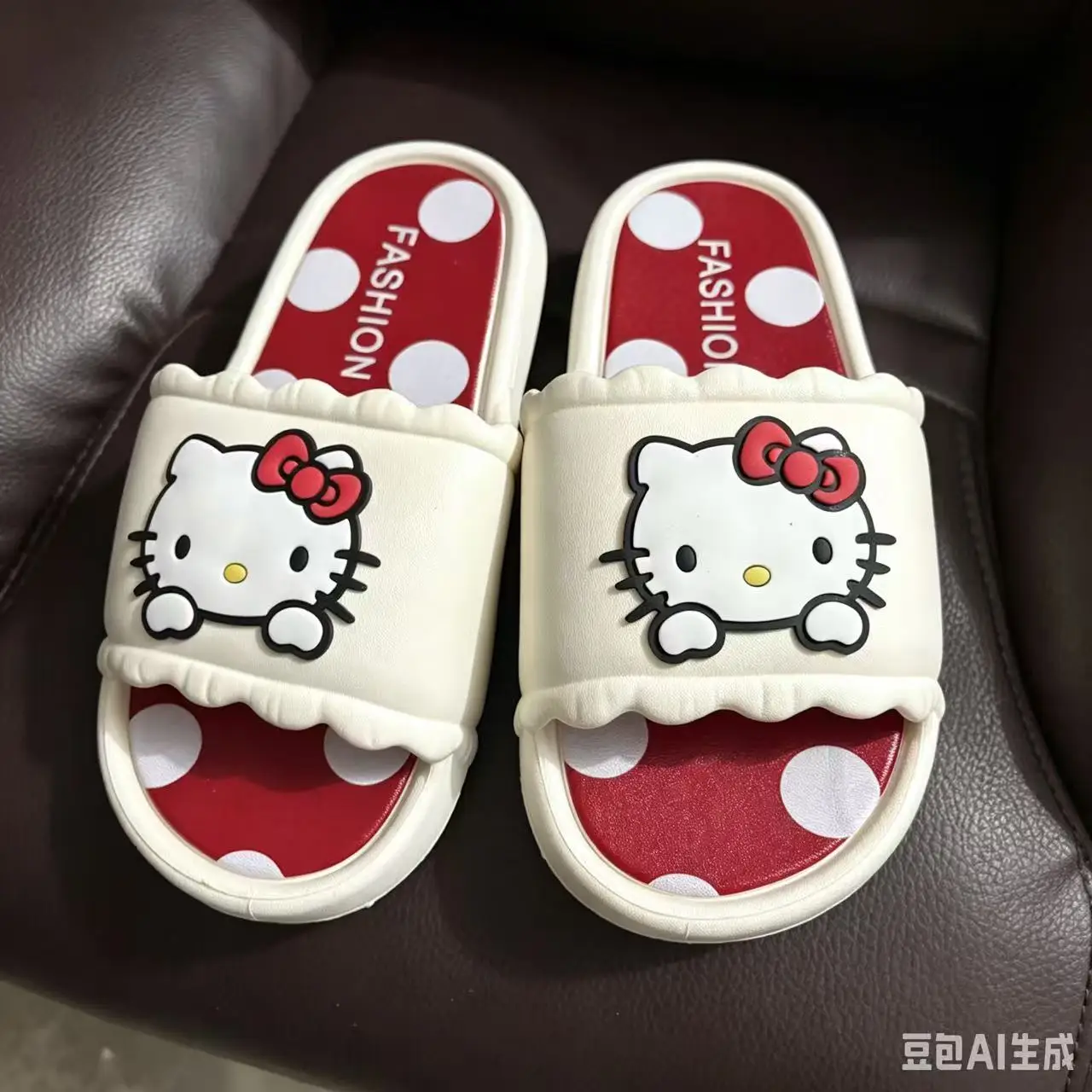 Chaussons Hello Kitty antidérapants confortables et mignons pour femmes et filles, chaussures de maison de dessin animé pour intérieur et extérieur, salle de bain, Sanrio G