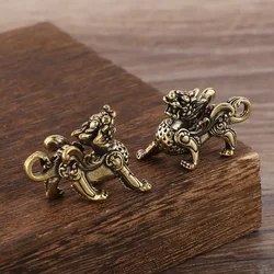 Brass Solid Retro Kirin Key Chain Pendant Accessories Feng Shui Gifts Small Items Bless Peace Auspicious  Home Decoration