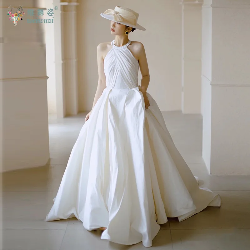 

French Style Satin Simple A-line Small Trailing Bridal Wedding Dress Temperament Backless Outdoor Wedding Photo Shoot Clothing