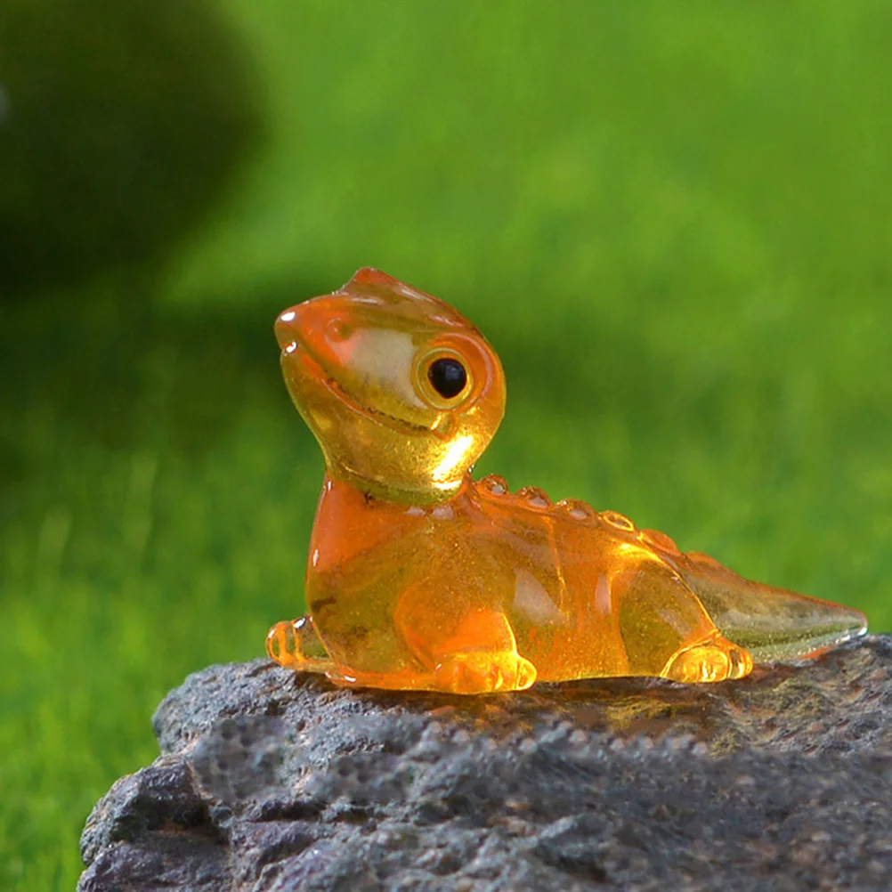 

30 Pcs Micro Landscape Lizard Glow in The Dark Figurine Miniature Resin Toy Ornament Glowing Decor Animal Toys Car