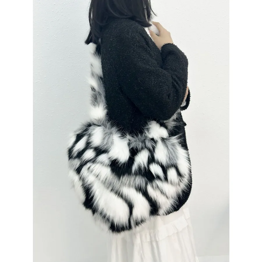 

【Новый стиль】- новая женская сумка через плечо из искусственного меха лисы, модная сумка в форме сердца из меха.