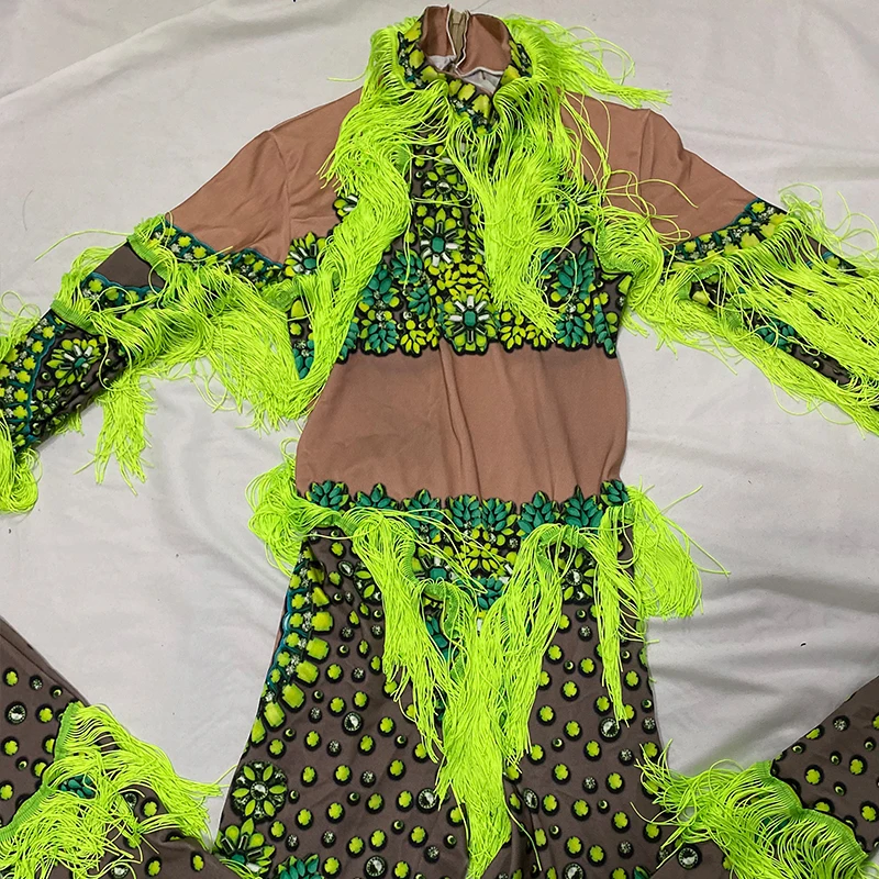 Moda verde con frange a maniche lunghe con collo alto stampato strass vestito da sera celebrare abbigliamento compleanno danza Costume