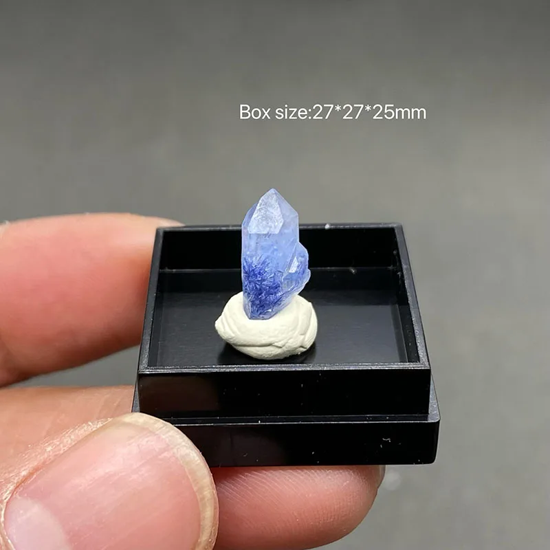 100% Natural Brazilian dumortierite Crystal Healing Crystal (can be used as a pendant) collection box size:27*27*25mm