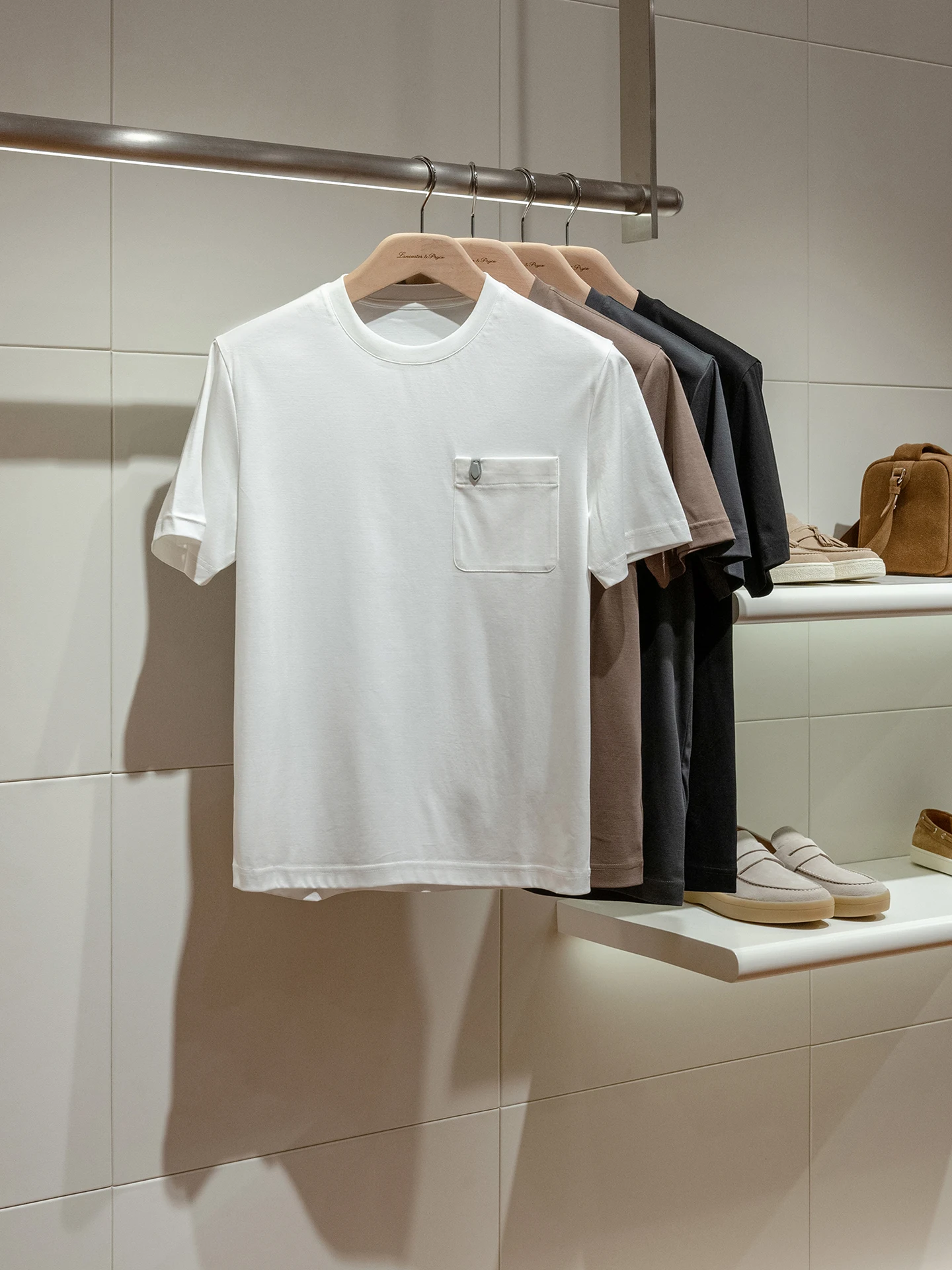 

Cool Feeling Breathable Modal Cotton Short Sleeve T-Shirt Men's round Neck Pocket Design Standard Fit Casual Style Summer Tee