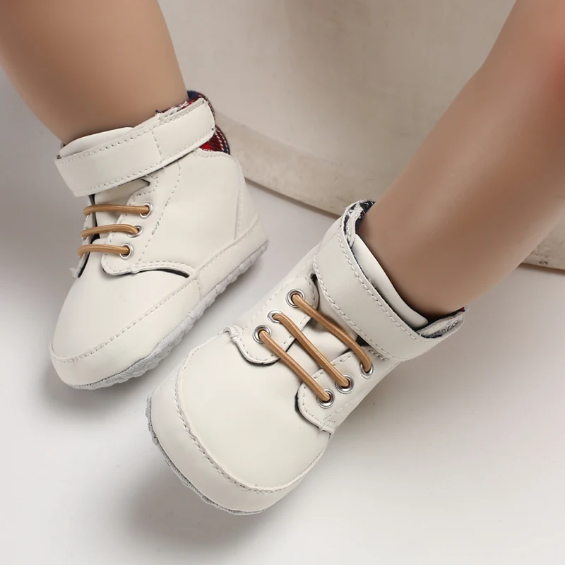 Weiße Tauf-Babyschuhe für Jungen und Mädchen, weichsohlige Baptismusschuhe, Sneakers für Neugeborene, Tauf-Lauflernschuhe – Detail 8