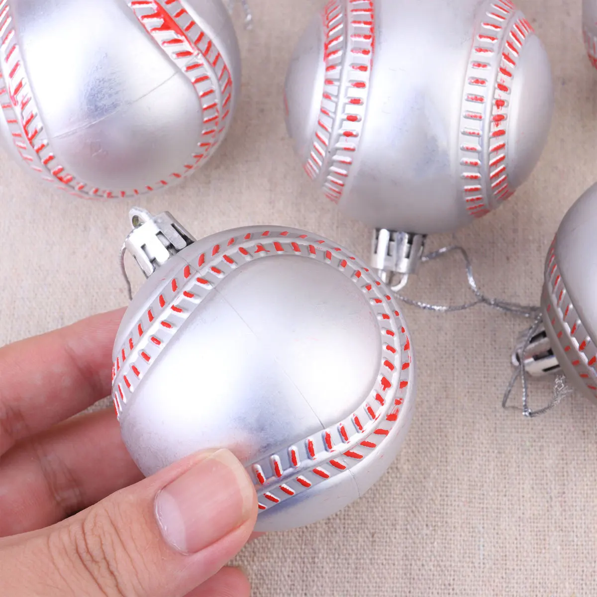 

6Pcs Christmas Tree Hanging Balls Plastic Delicate Bauble Decorations Festive Xmas Party Hanging Ornaments Gift Box Bauble Balls