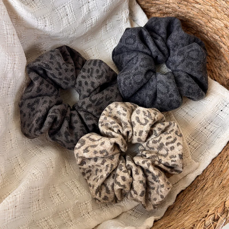 Hair Scrunchie Oversized Leopard Print Retro Fall Winter Wrinkled High Elastic Bun Hair Tie Women Lightweight Cotton Brown Black