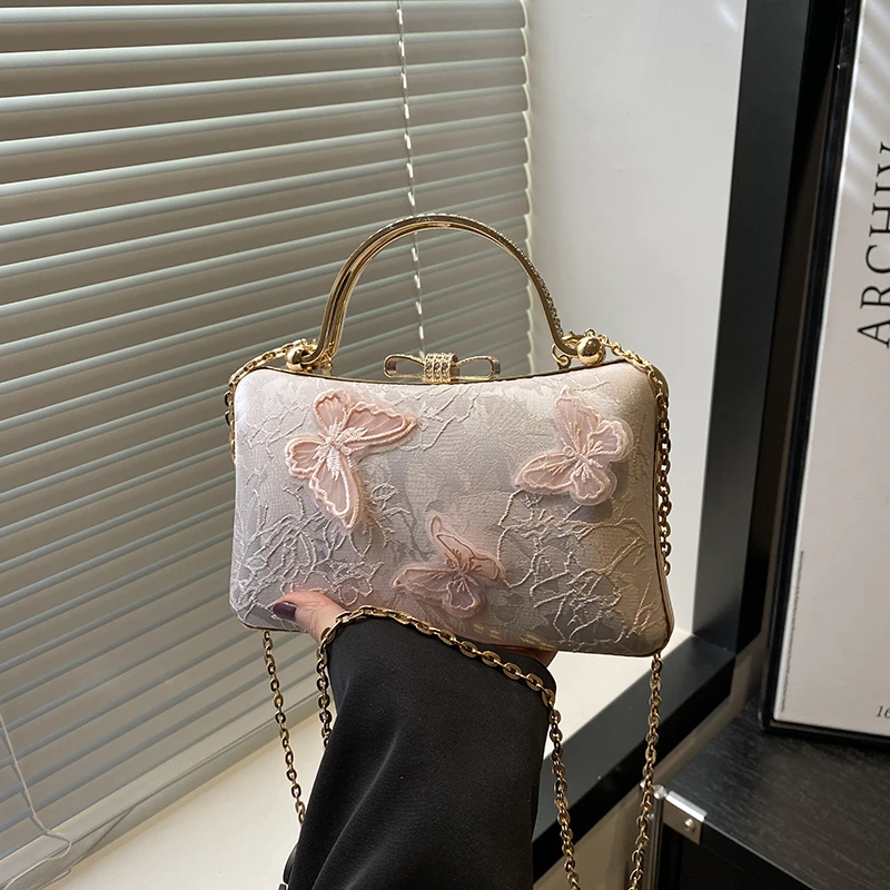 

Fashion Chain Acrylic Bow Crossbody Bags Solid Color Exquisite 2025 Hot Sale Bags for Women Versatile Commuting Evening Bags