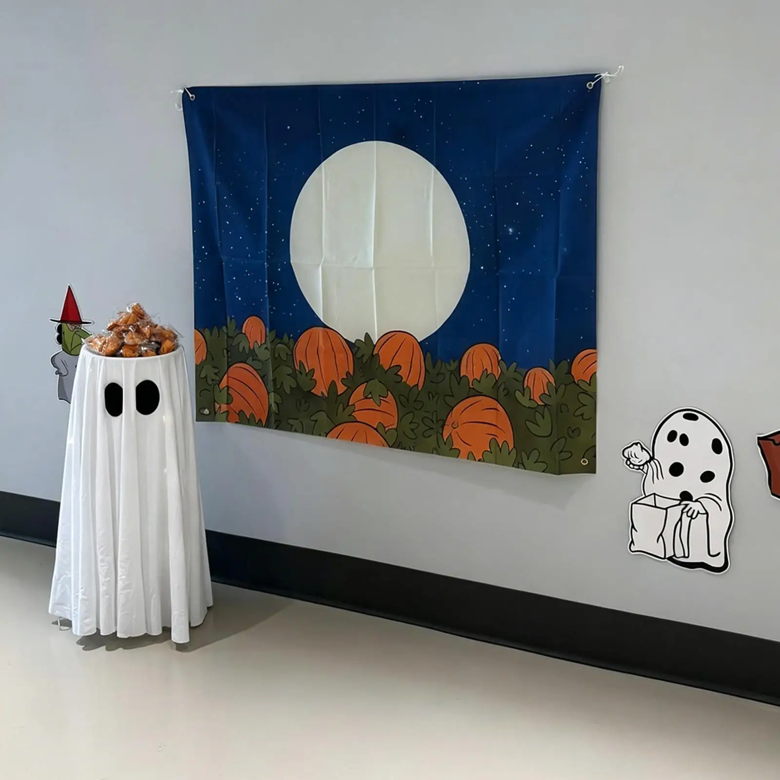 

Ghost Halloween Decorations Outdoor 8 Modes LED Lights Candy Bowl Decoration Standing Ghosts Halloween Candy Holder For Outdoor