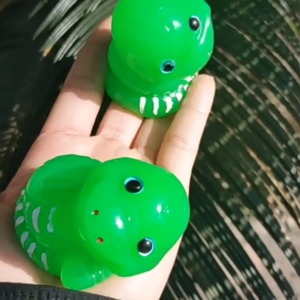 Pretend Play Green Snake Snake Doll Squeeze Toy Animal 3D Eye Snake Pinch Music Toy Mini Soft Artificial Doll Squeeze Toy Adults