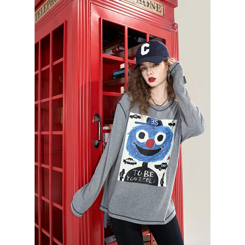 ELFSACK Women's Loose Long Sleeve T-Shirt with Cartoon Graphic Print, Casual Gray Top for Everyday