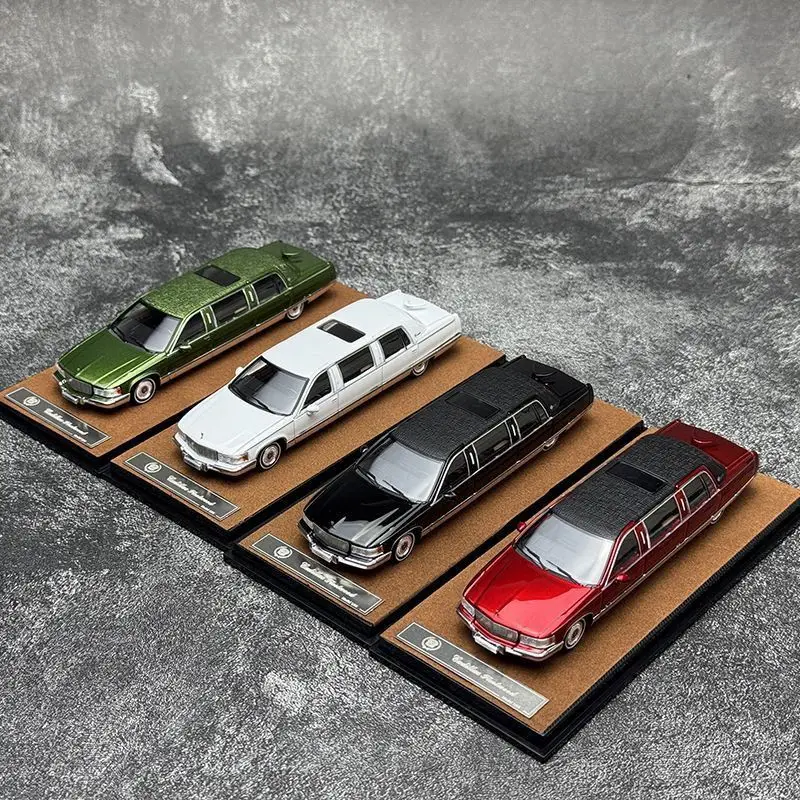 Xiaoguang Diecast 1:64 Scale Cadillac Fleetwood Extended Version Simulation Alloy Car Model, Play Toys for Boys Gift