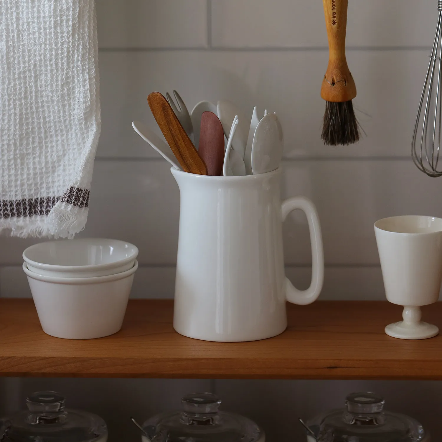 White Utensil Holder for Kitchen Counter,vintage Ceramic Utensil Crock Organizer for Countertop Small Milk Pot