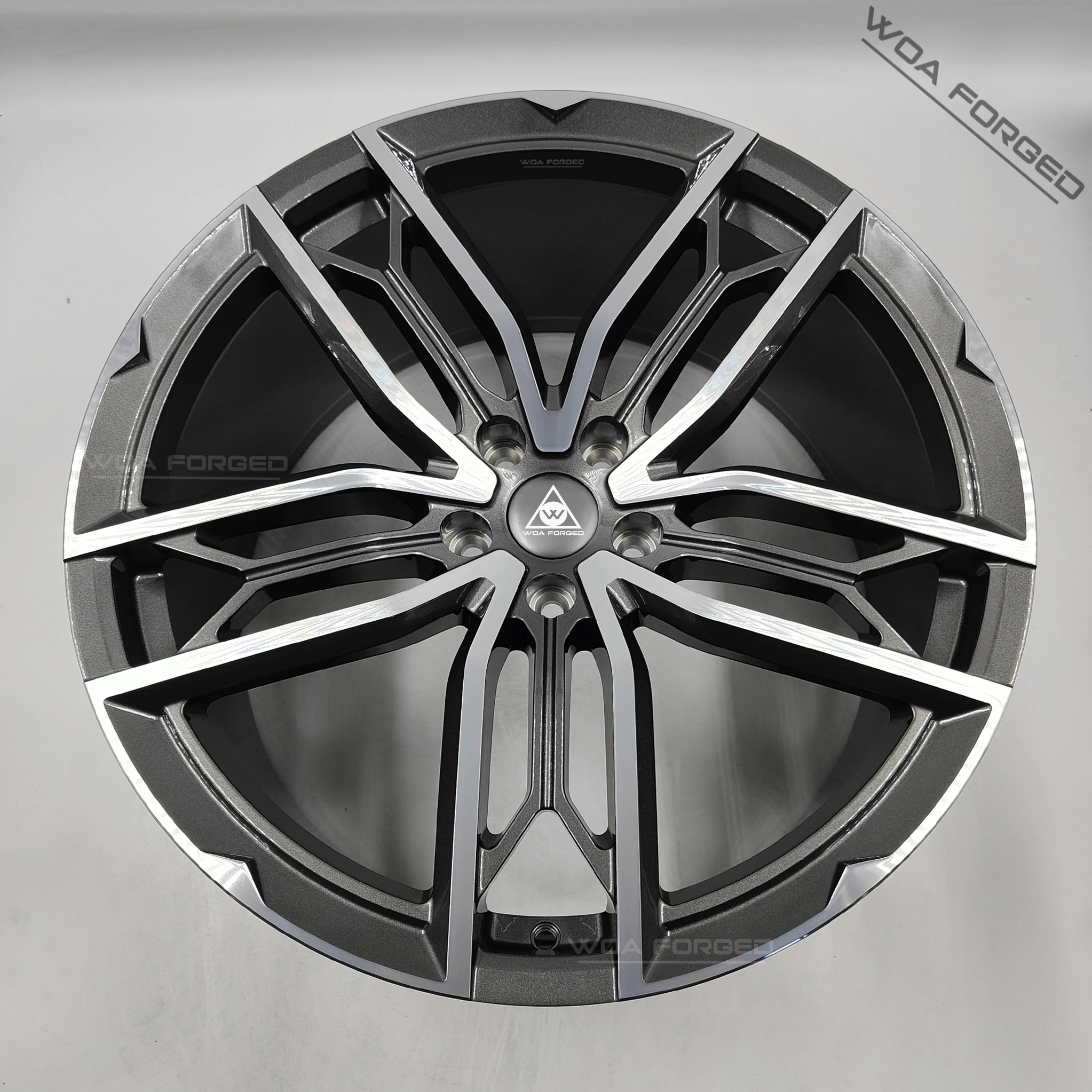 

Custom Forged Alloy Multi-Spoke 5x114.3 5x130 5x112 15 18 24 26 Inch Car Wheel Rim for Audi Porsche Maserati 25 30 40 35mm ET