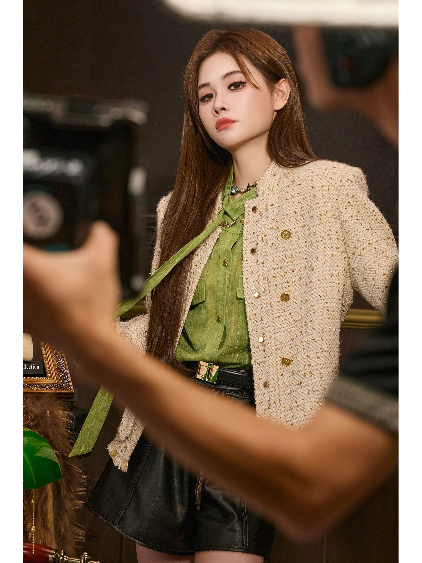 

TUNT Autumn Winter High-End Tassel Trimmed Matte Gold Lady's ort Coat Ele Outfit Polyester Wool Blend Long Sve round...