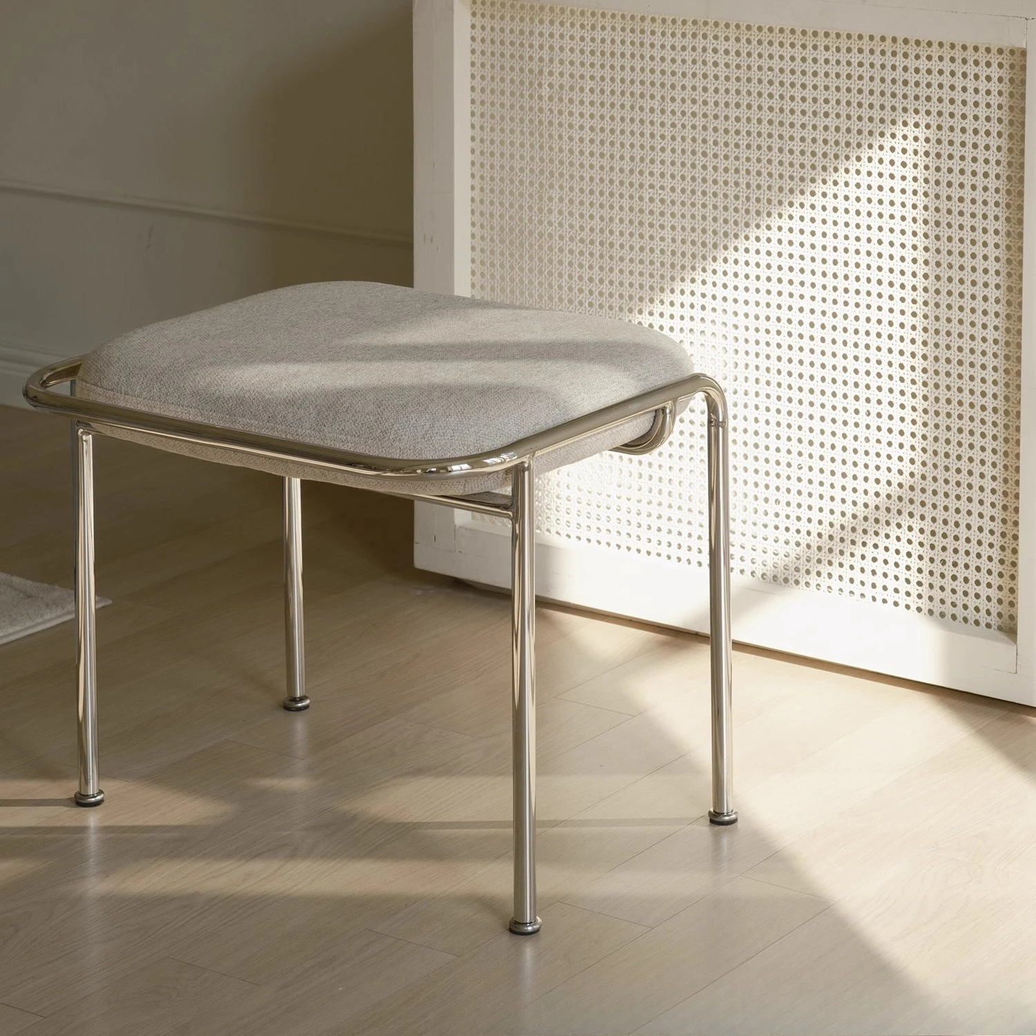 2026 hot sell Nordic Bauhaus wrought iron soft bag shoe changing stool, restaurant stainless steel simple dining stool - view 3