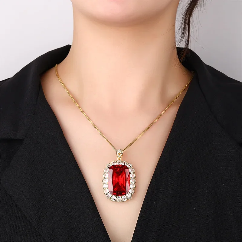 Luxury Gold Plated Pendant Necklace with Blue and Green Gemstones Sparkling Oval Design Elegant Statement Jewelry Women Gift