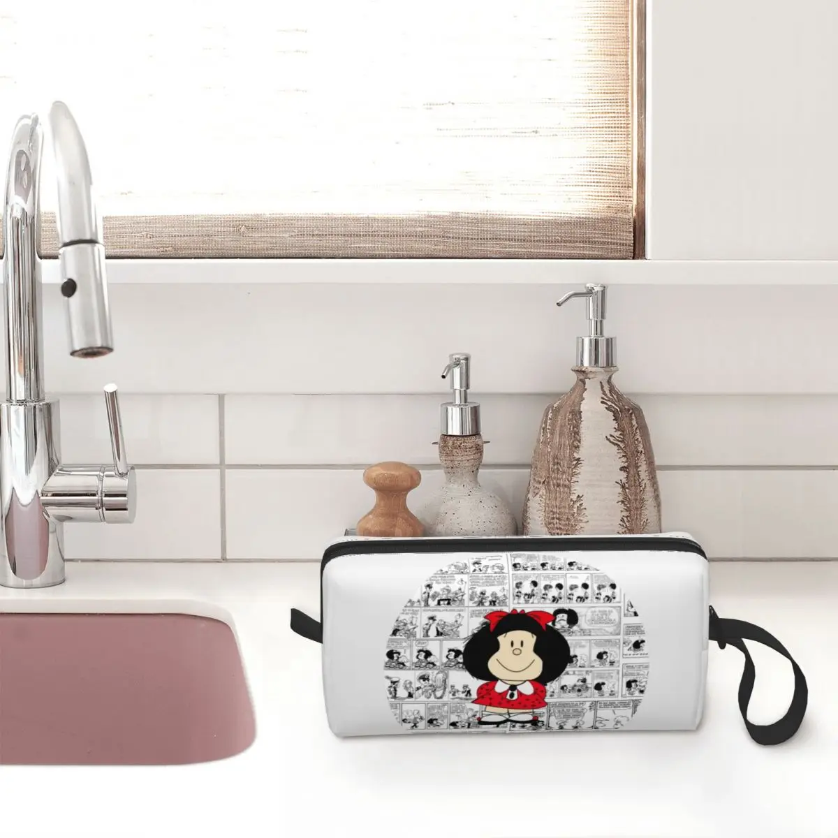 Custom Mafalda Quino Comics Travel Cosmetic Bag Women Makeup Toiletry Organizer Lady Beauty Storage  Bags Dopp Kit Case Box