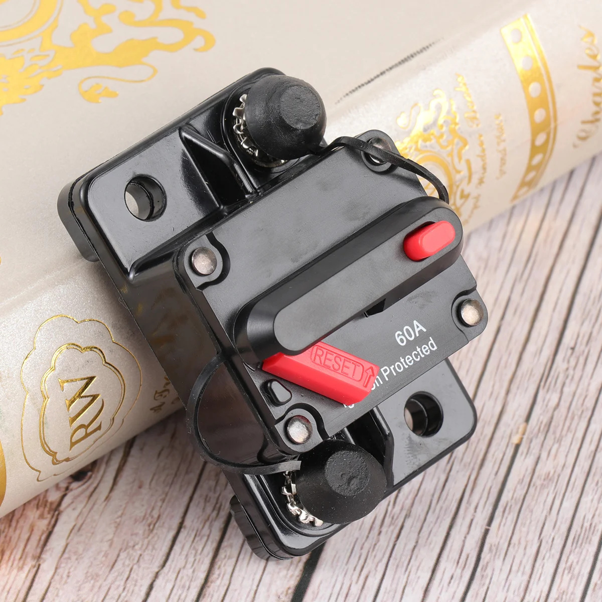 

Auto Reset Circuit Breaker 12V-36V Fuse Inverter for Car Truck Rv Marine Trailer Waterproof Protector