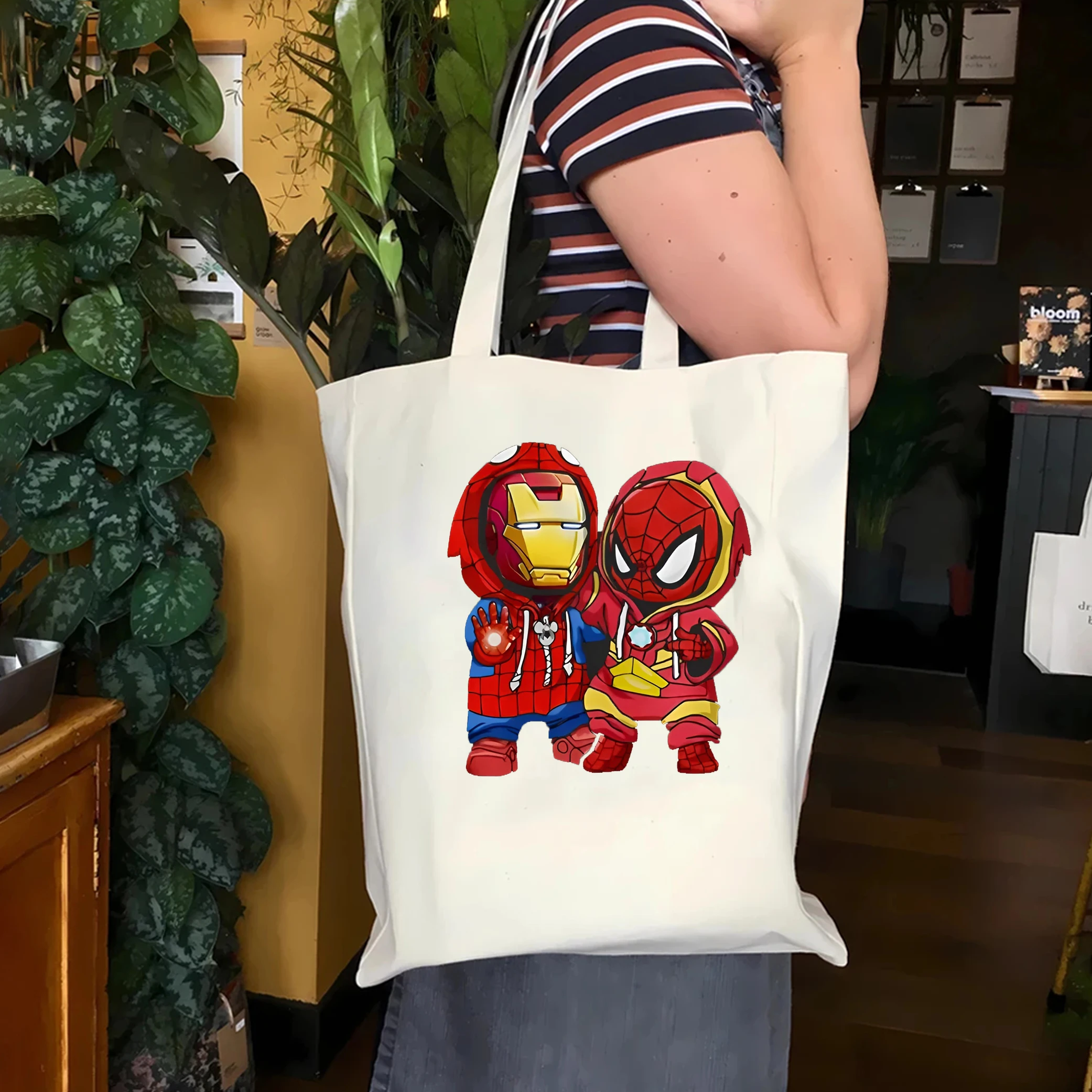 Marvel Spider-man i Iron Man zabawna płócienna torba na ramię superbohater wzór kreskówki damska torba na zakupy o dużej pojemności śliczna torba