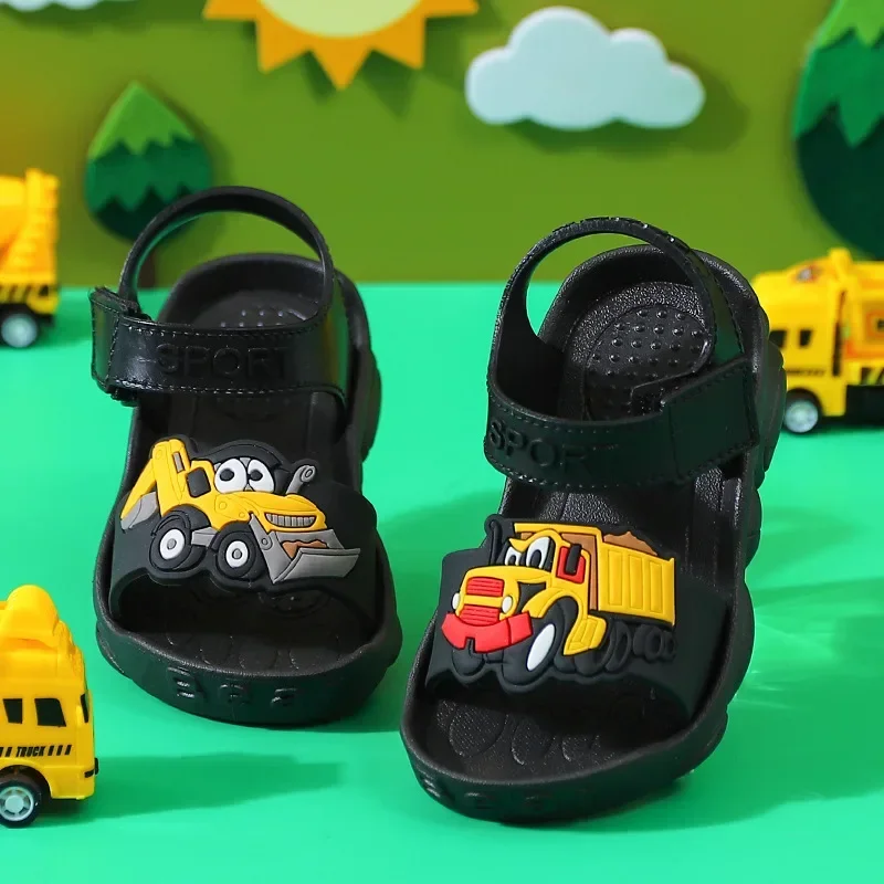 Summer Children Shoes Boys Sandals Flat Bottom Breathable Baby Walking Shoes Cartoon Car Kids Outdoor Students Running Sandals