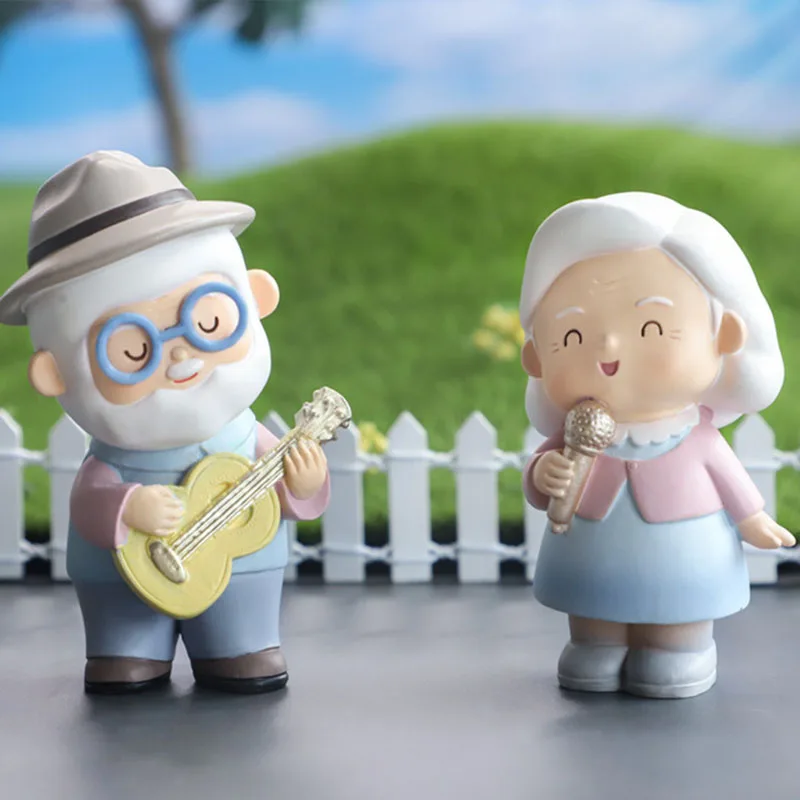 

Resin Memory Figurines Elderly Couple Mini Old Parents Crafts Home Decor Wedding Anniversary Gift Romantic Lovers Collectibles