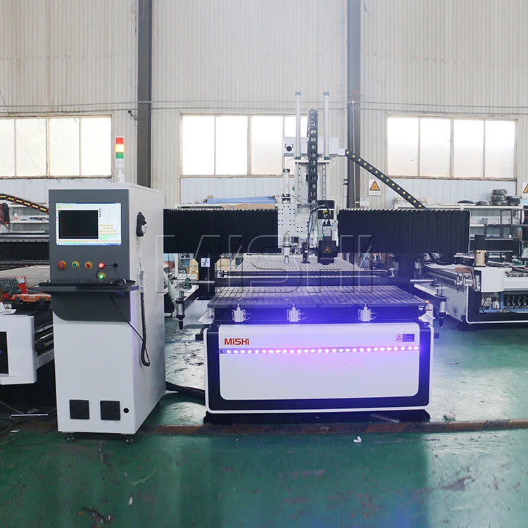 آلة التعشيش للخزانة باستخدام الحاسب الآلي مع أداة دائرة المغزل ATC 9kw تغيير سكين تتأرجح ATC CNC راوتر