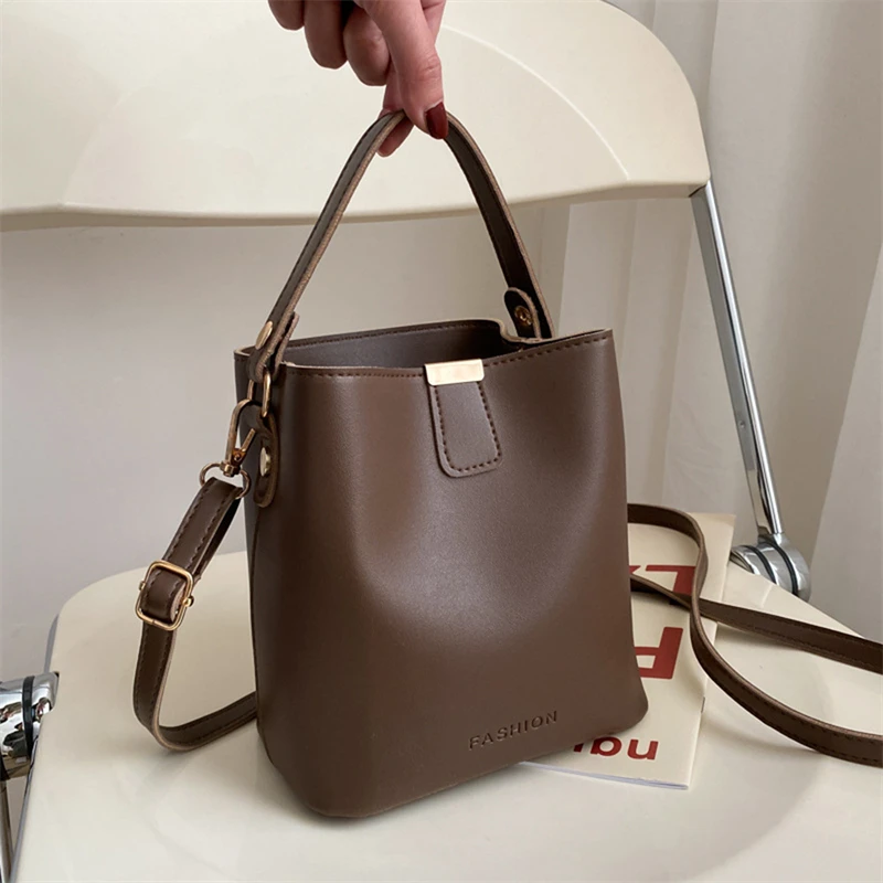 Bolso de hombro de Pu a la moda para mujer, bolsos de hombro tipo shopper de gran capacidad, bolso elegante y sencillo que combina con todo, bolsos cruzados tipo cubo