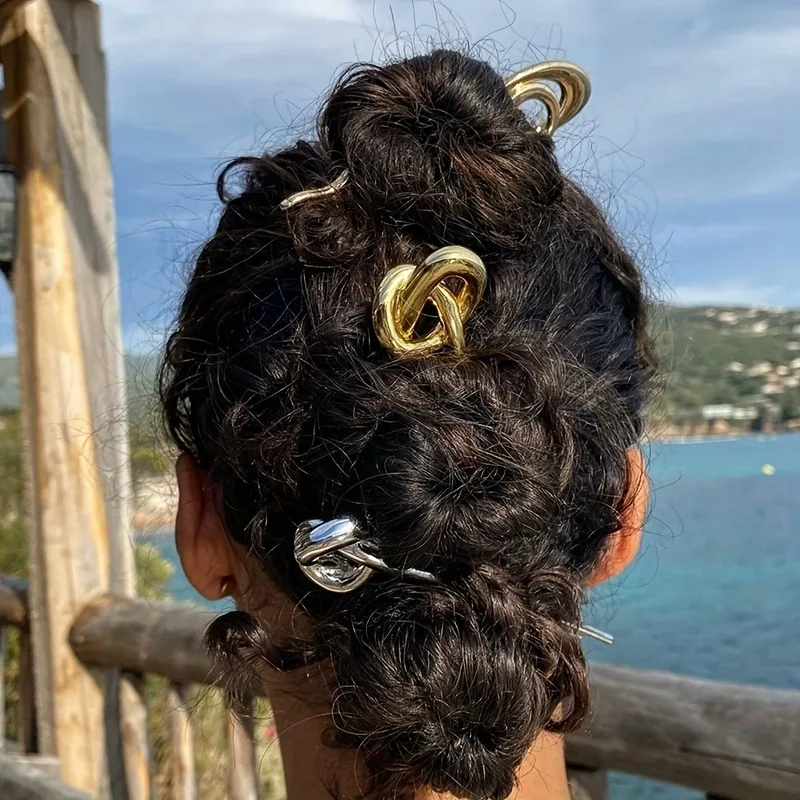 Small Fashion Metal Alkali Water Knot Women's Hairpin Simple and Versatile Braided Hair Accessories at the Back of the Head