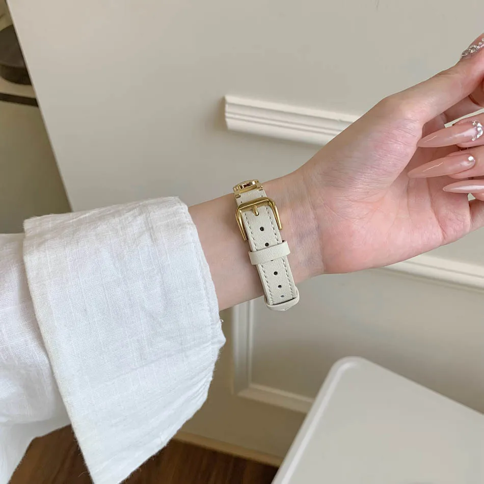 سوار ساعة Smiley Star لساعة Apple Iwatch Series 11 10 9 8 7 6 5 4 3 2 SE Ultra Leather Watch Band 38 مم 40 مم 41 مم 42 مم 44 مم 45 مم 46 مم 49 مم سوار أنيق للنساء