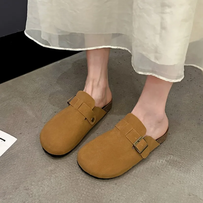 Kapcie damskie 2024 Wiosna Kobiety Kapcie z zamkniętymi palcami Zamszowe skórzane chodaki Sandały dla kobiet Retro Moda Ogrodowa Mule Clog Slides