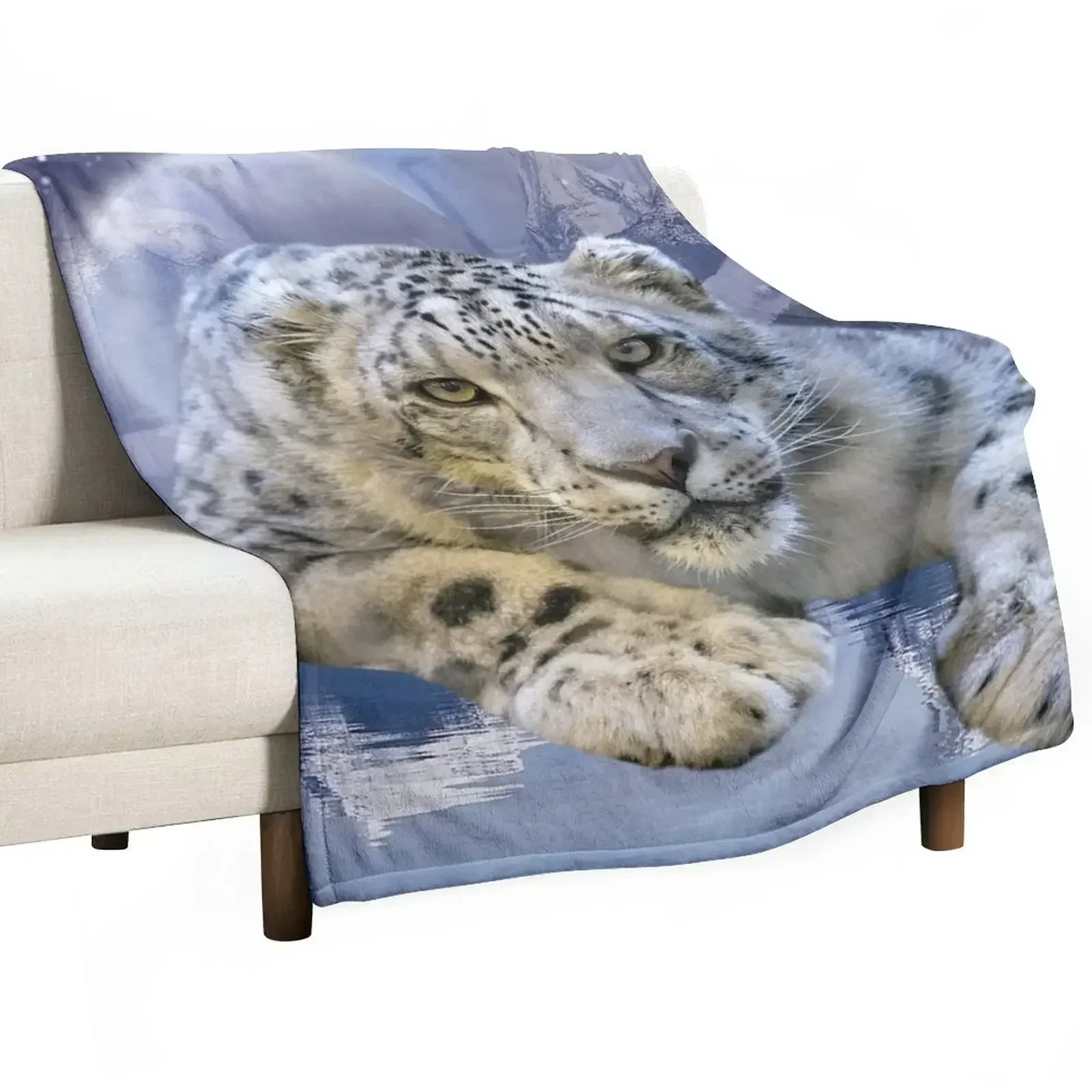 

Snow Leopard and Moon Throw Blanket Blankets For Bed Thin Single Blankets