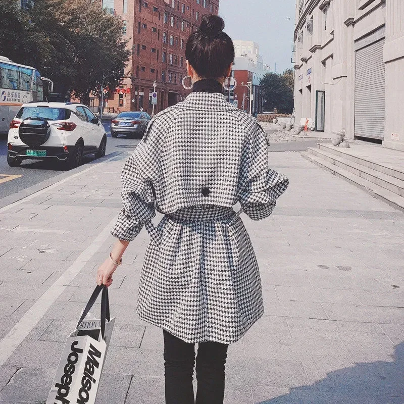 Thousand Bird Lattice Coat Female Autumn Winter 2023 New Korean Version of Black White Plaid Medium Length Thickened Felt Coat X