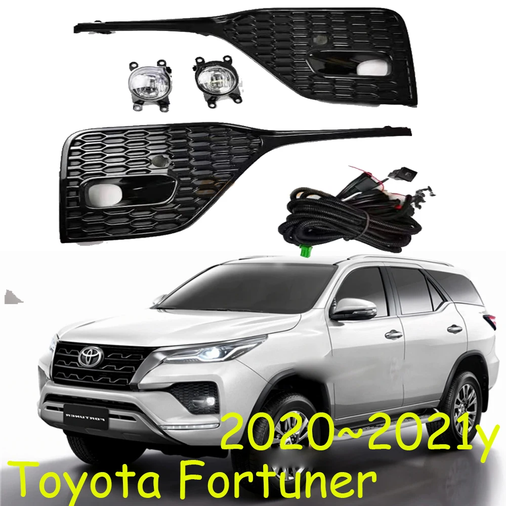 car bumper headlight for Toyota Fortuner daytime light 2020~2022y DRL car accessories LED headlamp for Fortuner fog light