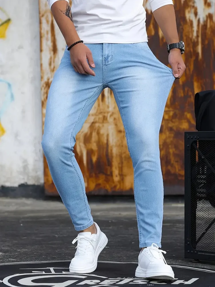 2025 Mens Slim Fit Classic Jeans Casual Street Style Comfortable Denim Pants Mens Skinny Jeans Male Daily Wear Joggers Trousers